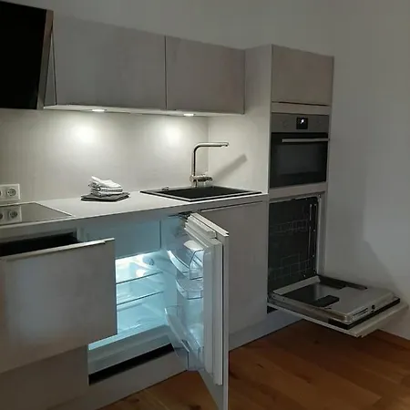 Studio Mit Balkon סאלפלדן אם שטיינרן מיר